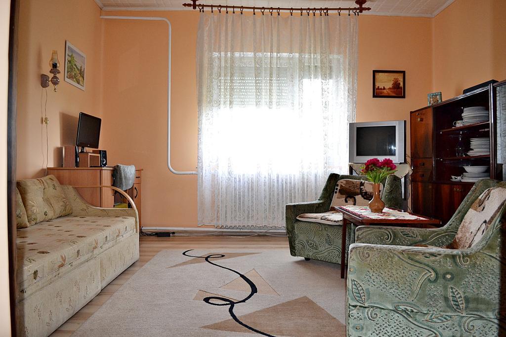 Ferenc Wellnes Apartment Csajág Εξωτερικό φωτογραφία